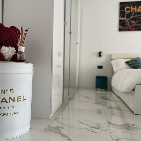 Maison Chanel Milán Exterior foto