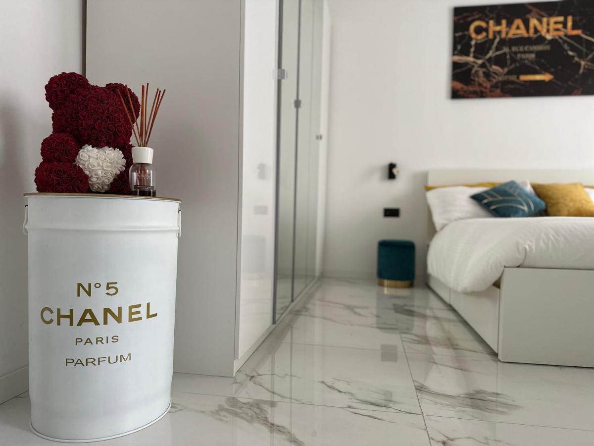 Maison Chanel Milán Exterior foto